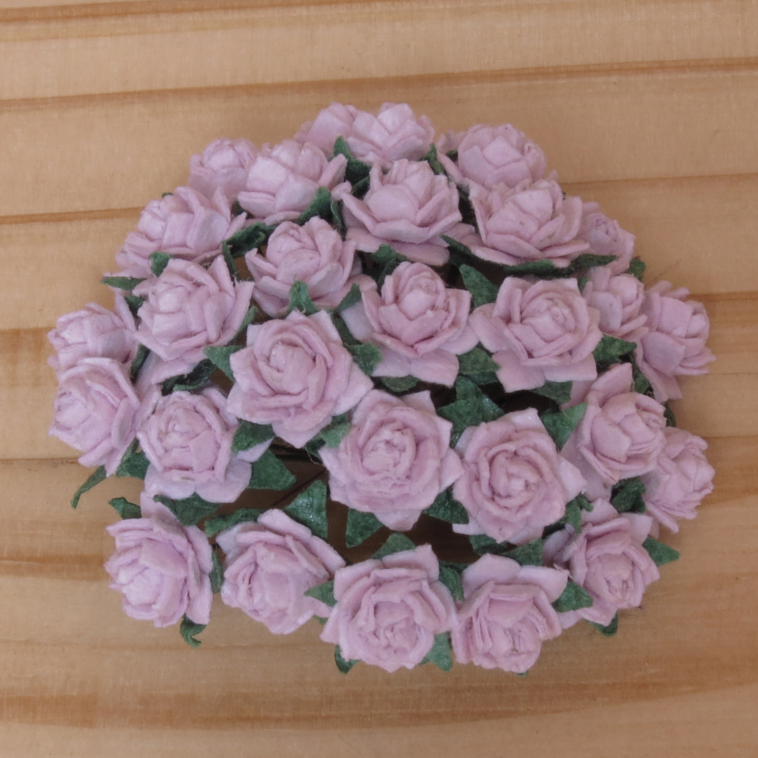 100 LILAC MINIATURE MULBERRY PAPER STAR ROSES 12mm