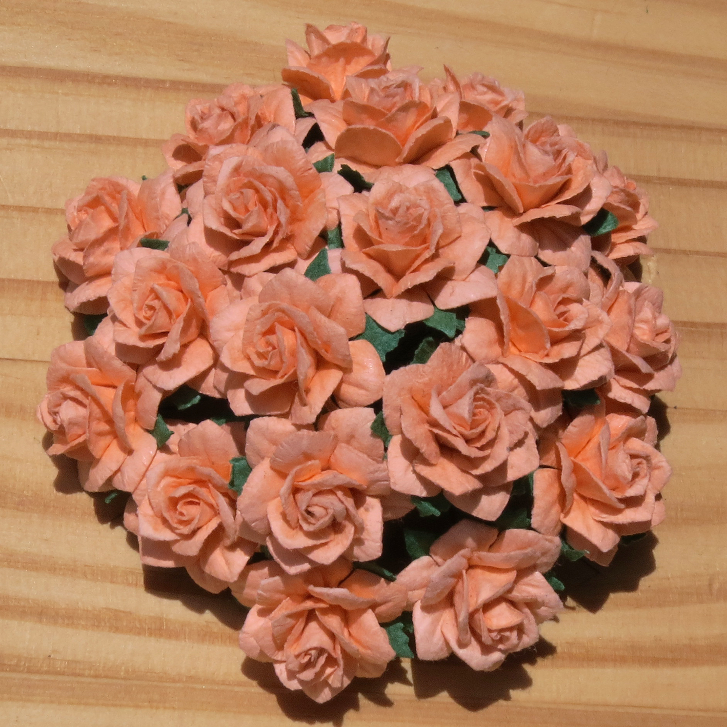 50 PEACH MULBERRY PAPER STAR ROSES 25mm